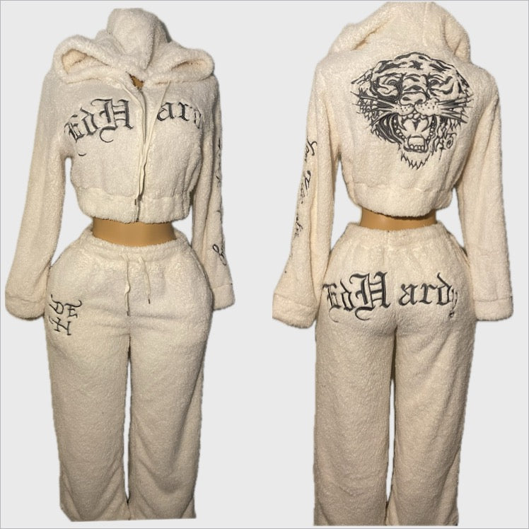 Cozy Hardy