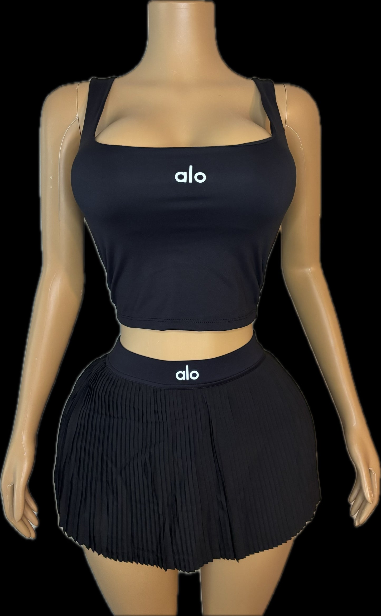 Alo Classic Pleated